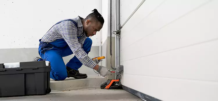 Expert Solutions for Every Garage Lock Need in Sainte-Catherine, QC